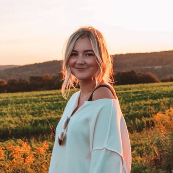 abby_douglas
